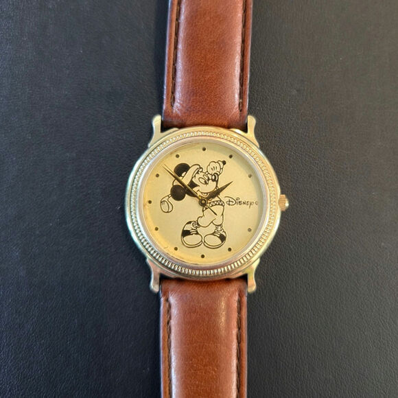 Disney Vintage Time Works Golf Watch Mickey MouseBrown Leather Band